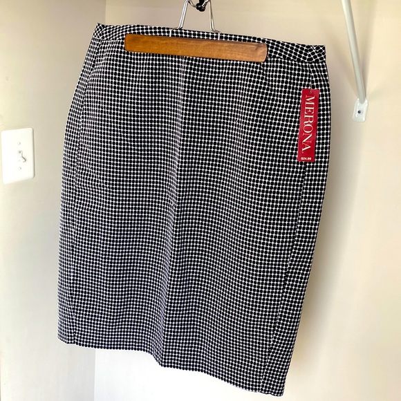 MERONA WOMENS EMBROIDERED PROFESSIONAL WORK PENCIL SKIRT - Picture 1 of 3